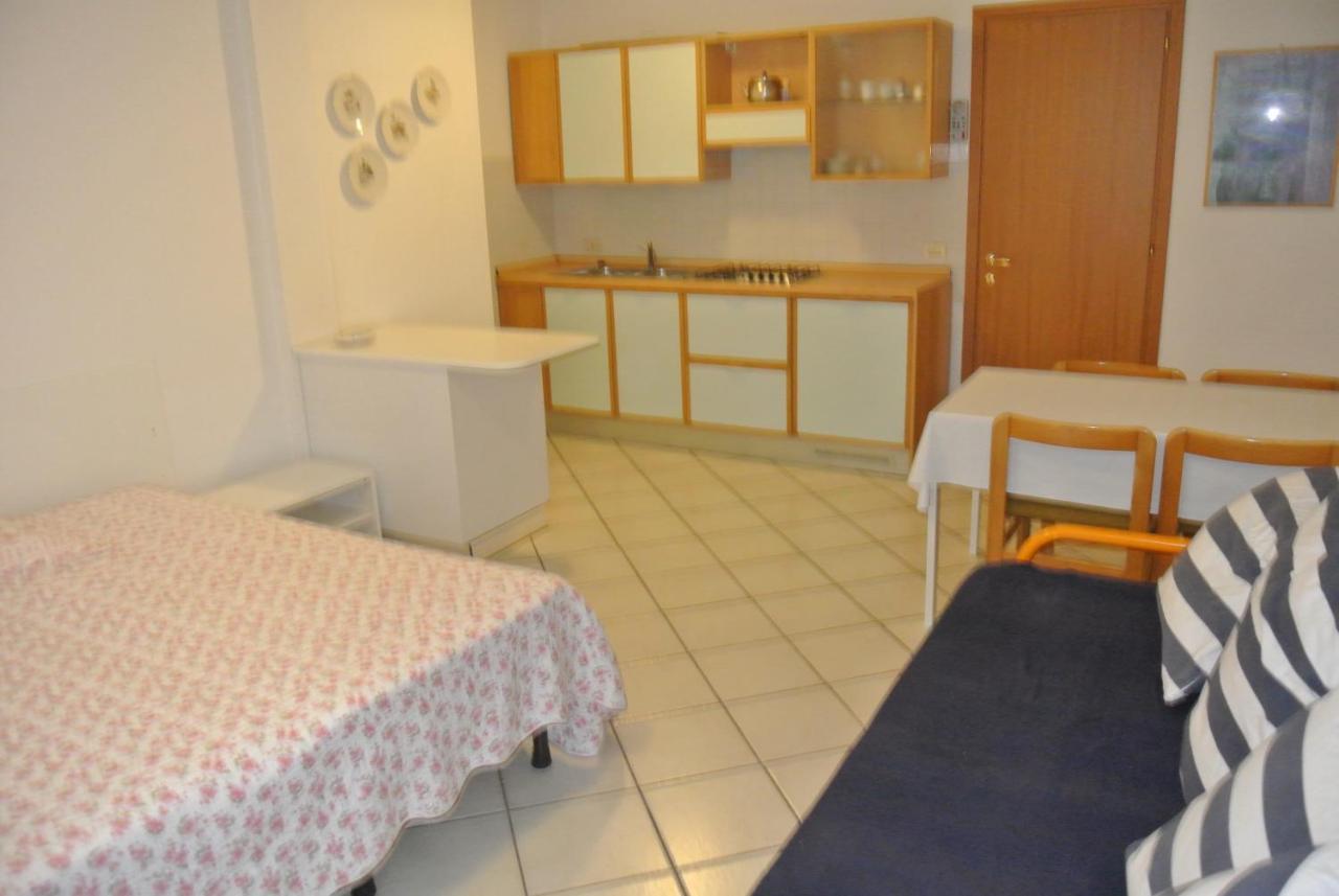 Condominio Maria Lignano Sabbiadoro Dış mekan fotoğraf